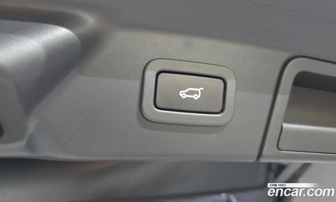 Land Rover Range Rover Velar 2019 3.0 автомат (гидро), фото 36 Land Rover Range Rover Velar 2019 3.0 автомат (гидро), фото 36