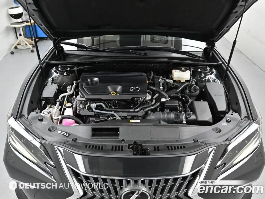 Lexus ES 2023 2.5 автомат (гидро), фото 6 Lexus ES 2023 2.5 автомат (гидро), фото 6