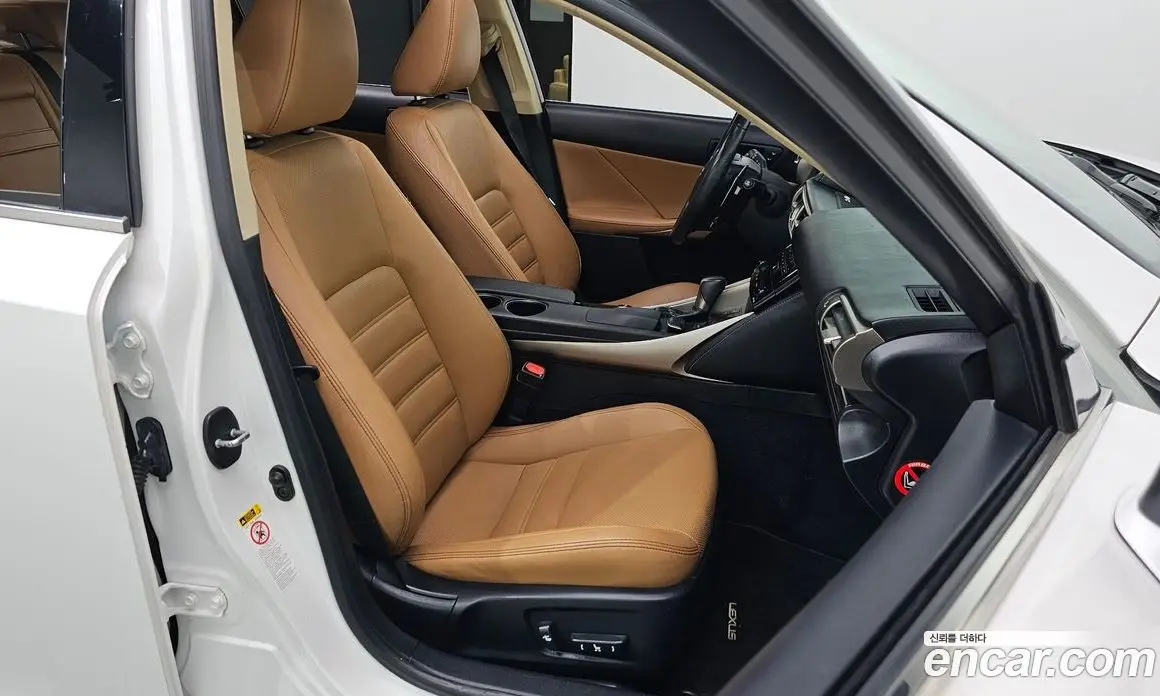 Lexus IS 2014 2.5 автомат (гидро), фото 11 Lexus IS 2014 2.5 автомат (гидро), фото 11