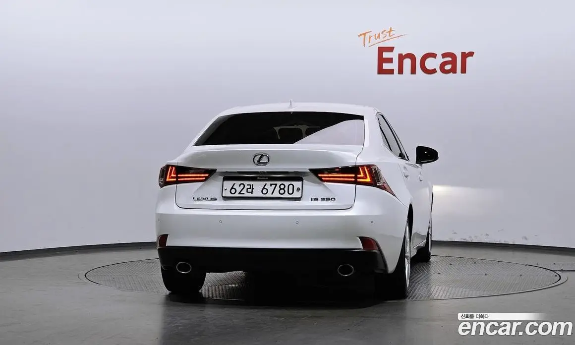 Lexus IS 2014 2.5 автомат (гидро), фото 4 Lexus IS 2014 2.5 автомат (гидро), фото 4