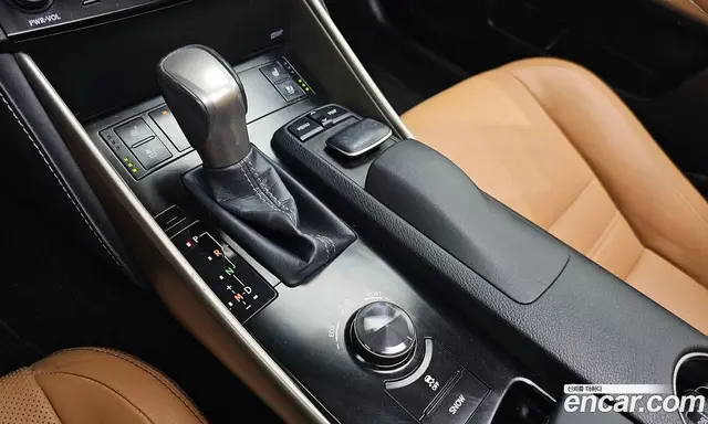 Lexus IS 2014 2.5 автомат (гидро), миниатюра 9 Lexus IS 2014 2.5 автомат (гидро), миниатюра 9