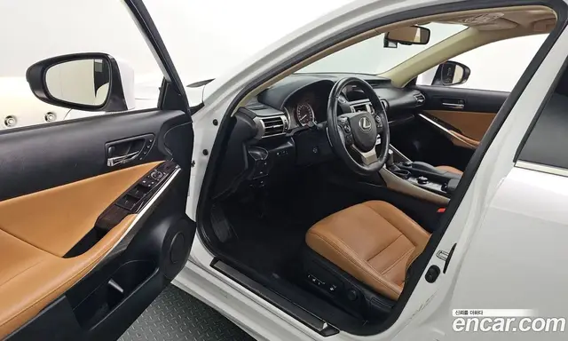 Lexus IS 2014 2.5 автомат (гидро), миниатюра 10 Lexus IS 2014 2.5 автомат (гидро), миниатюра 10