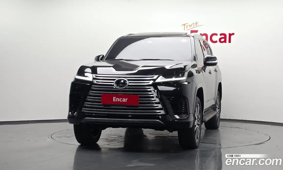 Lexus LX 2026 3.4 автомат (гидро), фото 3 Lexus LX 2026 3.4 автомат (гидро), фото 3