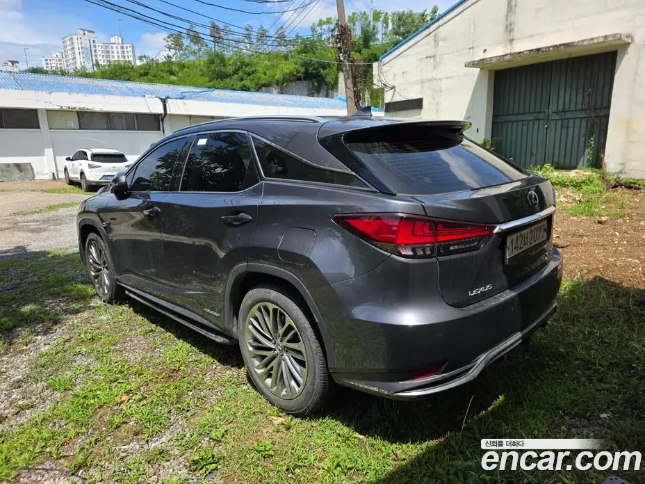 Lexus RX 2022 3.5 автомат (гидро), фото 2 Lexus RX 2022 3.5 автомат (гидро), фото 2