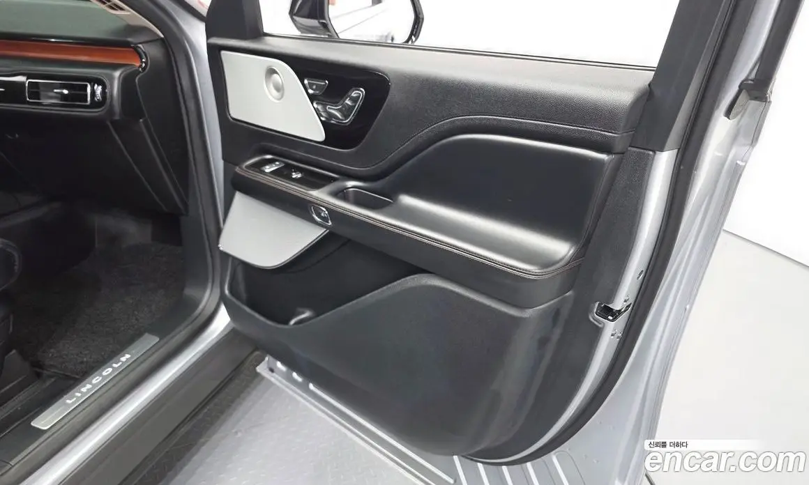 Lincoln Aviator 2020 3.0 автомат (гидро), фото 14 Lincoln Aviator 2020 3.0 автомат (гидро), фото 14