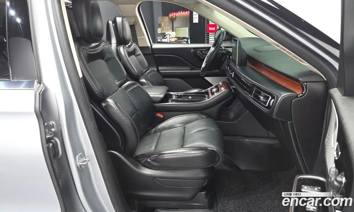 Lincoln Aviator 2020 3.0 автомат (гидро), фото 17 Lincoln Aviator 2020 3.0 автомат (гидро), фото 17