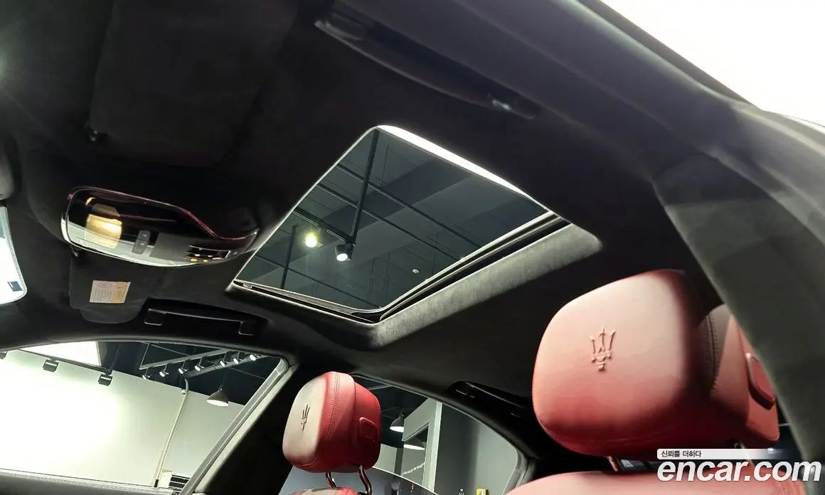Maserati Ghibli 2017 3.0 автомат (гидро), фото 19 Maserati Ghibli 2017 3.0 автомат (гидро), фото 19
