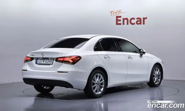 Mercedes-Benz A-Class 2020 2.0 автомат (гидро), миниатюра 2 Mercedes-Benz A-Class 2020 2.0 автомат (гидро), миниатюра 2