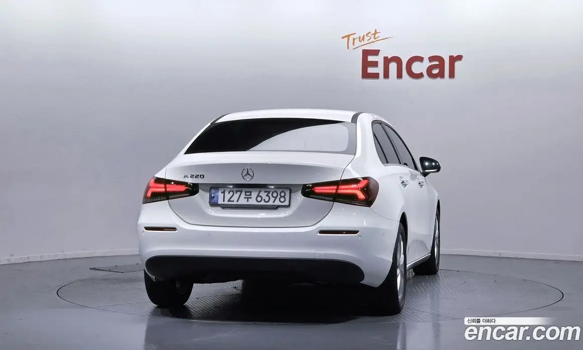 Mercedes-Benz A-Class 2020 2.0 автомат (гидро), фото 4 Mercedes-Benz A-Class 2020 2.0 автомат (гидро), фото 4