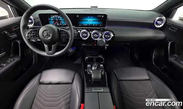 Mercedes-Benz A-Class 2020 2.0 автомат (гидро), миниатюра 10 Mercedes-Benz A-Class 2020 2.0 автомат (гидро), миниатюра 10