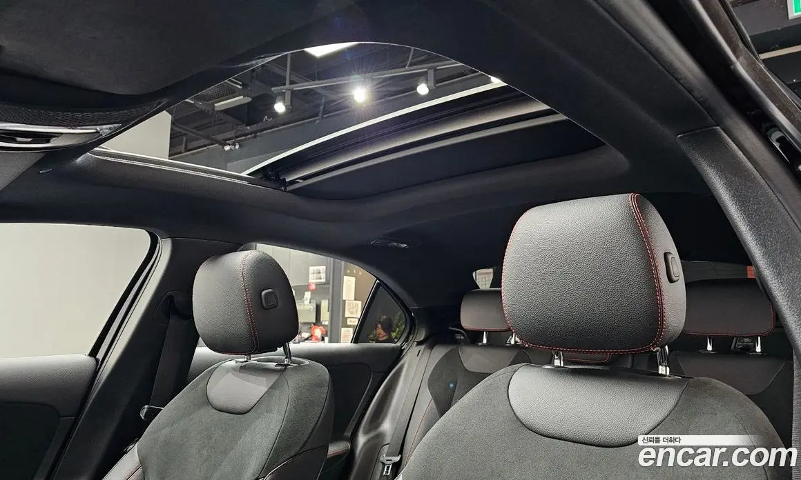 Mercedes-Benz A-Class 2022 2.0 автомат (гидро), фото 20