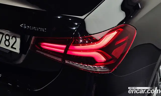Mercedes-Benz A-Class 2022 2.0 автомат (гидро), миниатюра 8