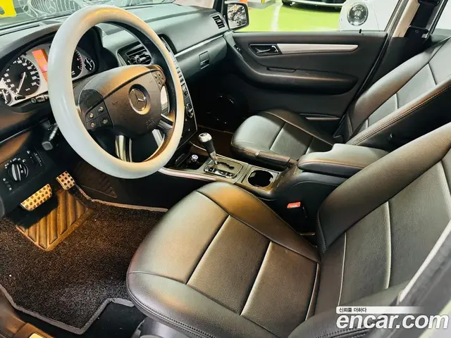 Mercedes-Benz B-Class 2010 2.0 автомат (гидро), миниатюра 11 Mercedes-Benz B-Class 2010 2.0 автомат (гидро), миниатюра 11