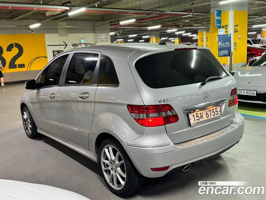 Mercedes-Benz B-Class 2010 2.0 автомат (гидро), фото 3 Mercedes-Benz B-Class 2010 2.0 автомат (гидро), фото 3