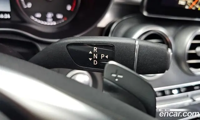 Mercedes-Benz C-Class 2016 2.0 автомат (гидро), миниатюра 9 Mercedes-Benz C-Class 2016 2.0 автомат (гидро), миниатюра 9