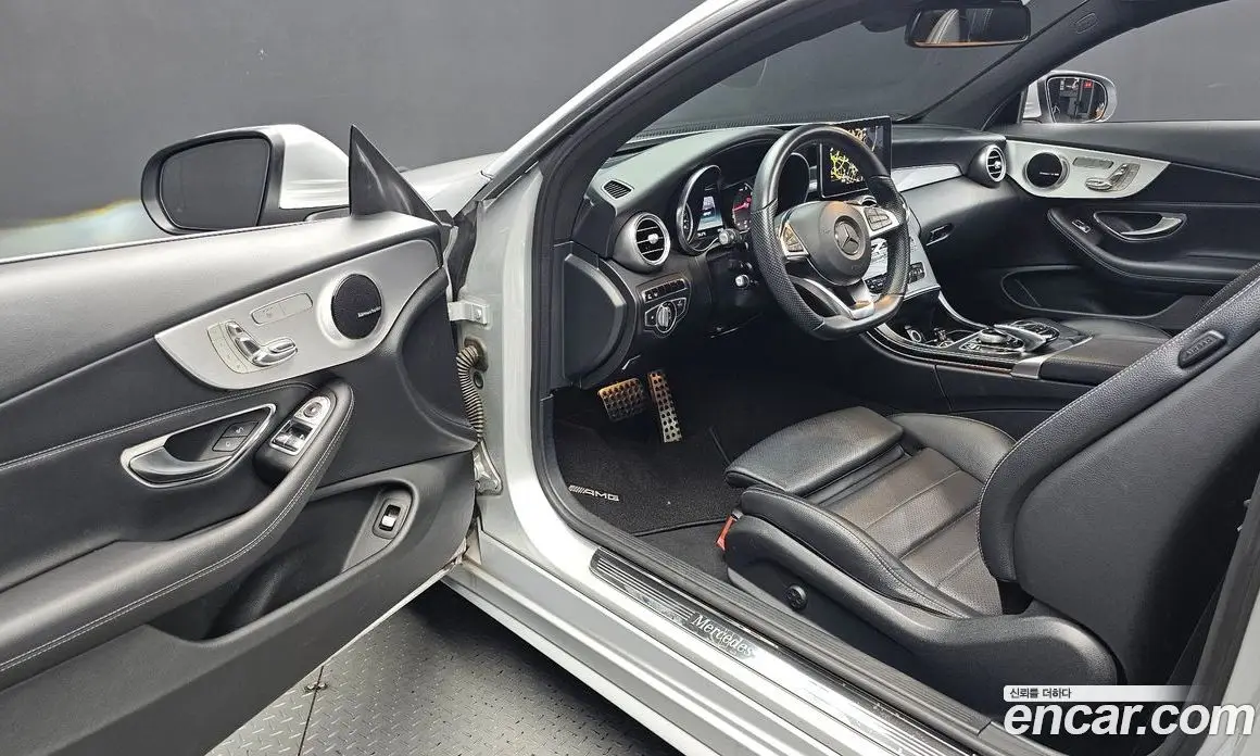 Mercedes-Benz C-Class 2016 2.0 автомат (гидро), фото 10 Mercedes-Benz C-Class 2016 2.0 автомат (гидро), фото 10