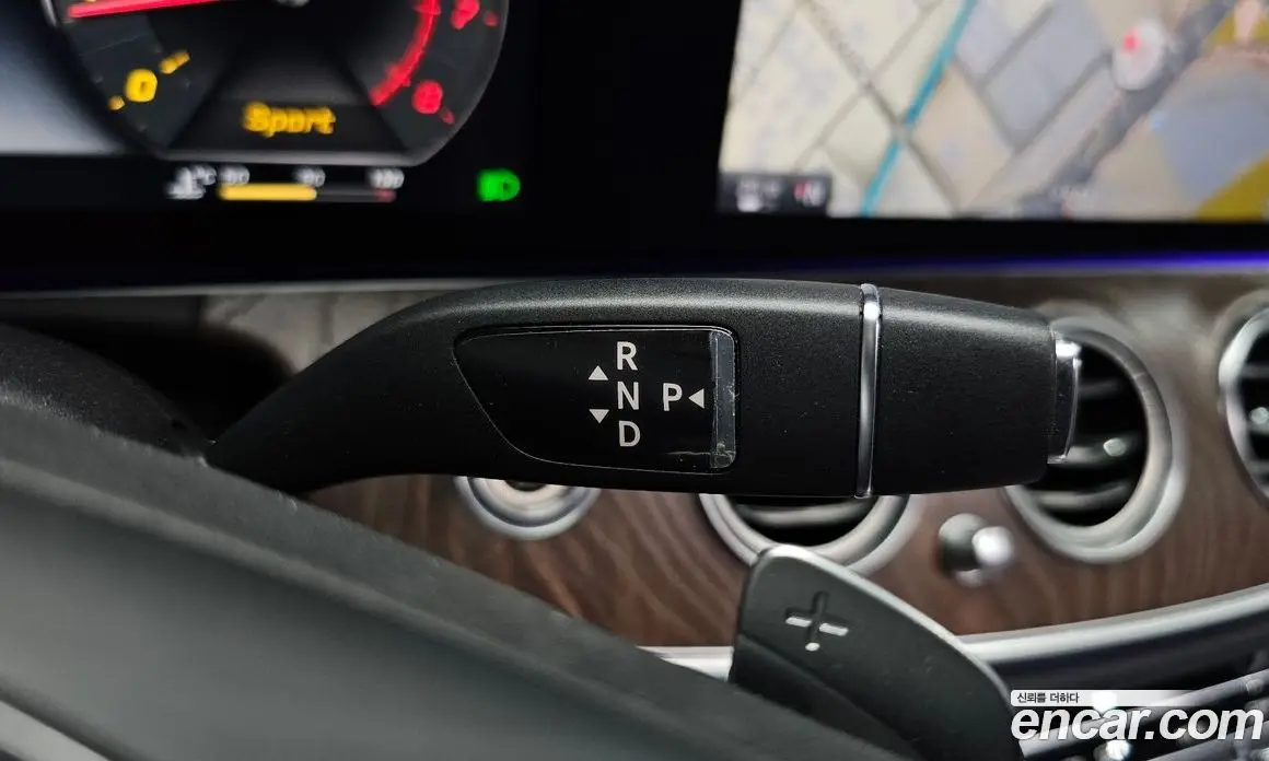 Mercedes-Benz E-Class 2016 2.0 автомат (гидро), фото 9 Mercedes-Benz E-Class 2016 2.0 автомат (гидро), фото 9