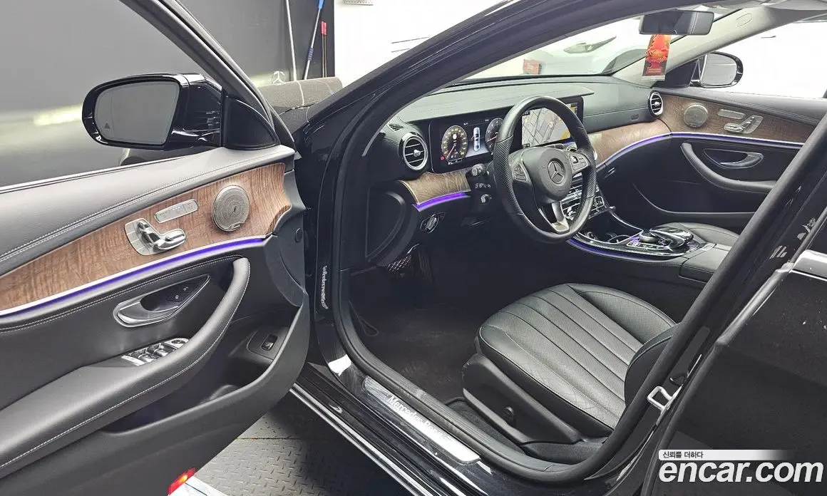 Mercedes-Benz E-Class 2016 2.0 автомат (гидро), фото 10 Mercedes-Benz E-Class 2016 2.0 автомат (гидро), фото 10