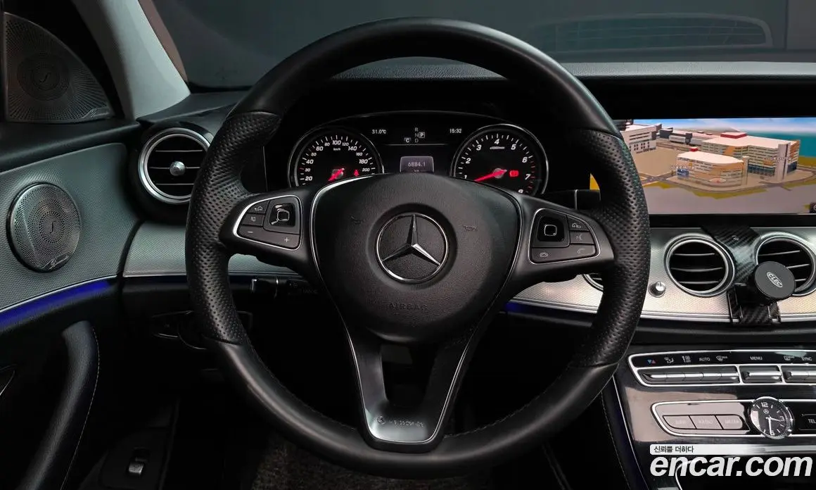 Mercedes-Benz E-Class 2018 2.0 автомат (гидро), фото 19