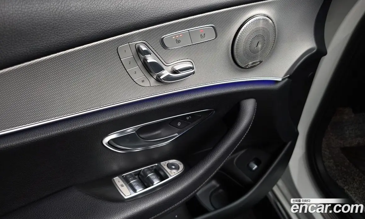 Mercedes-Benz E-Class 2018 2.0 автомат (гидро), фото 28