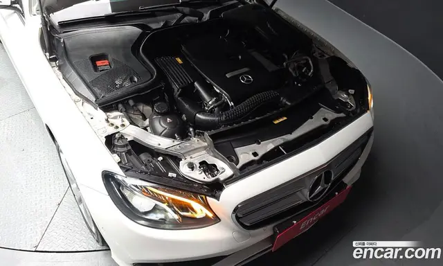 Mercedes-Benz E-Class 2018 2.0 автомат (гидро), миниатюра 6