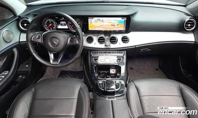 Mercedes-Benz E-Class 2018 2.0 автомат (гидро), миниатюра 10