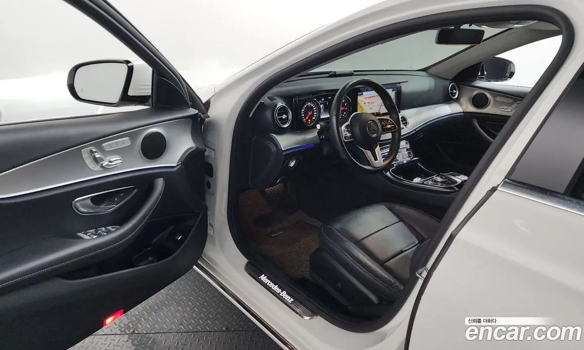 Mercedes-Benz E-Class 2019 2.0 автомат (гидро), фото 13 Mercedes-Benz E-Class 2019 2.0 автомат (гидро), фото 13