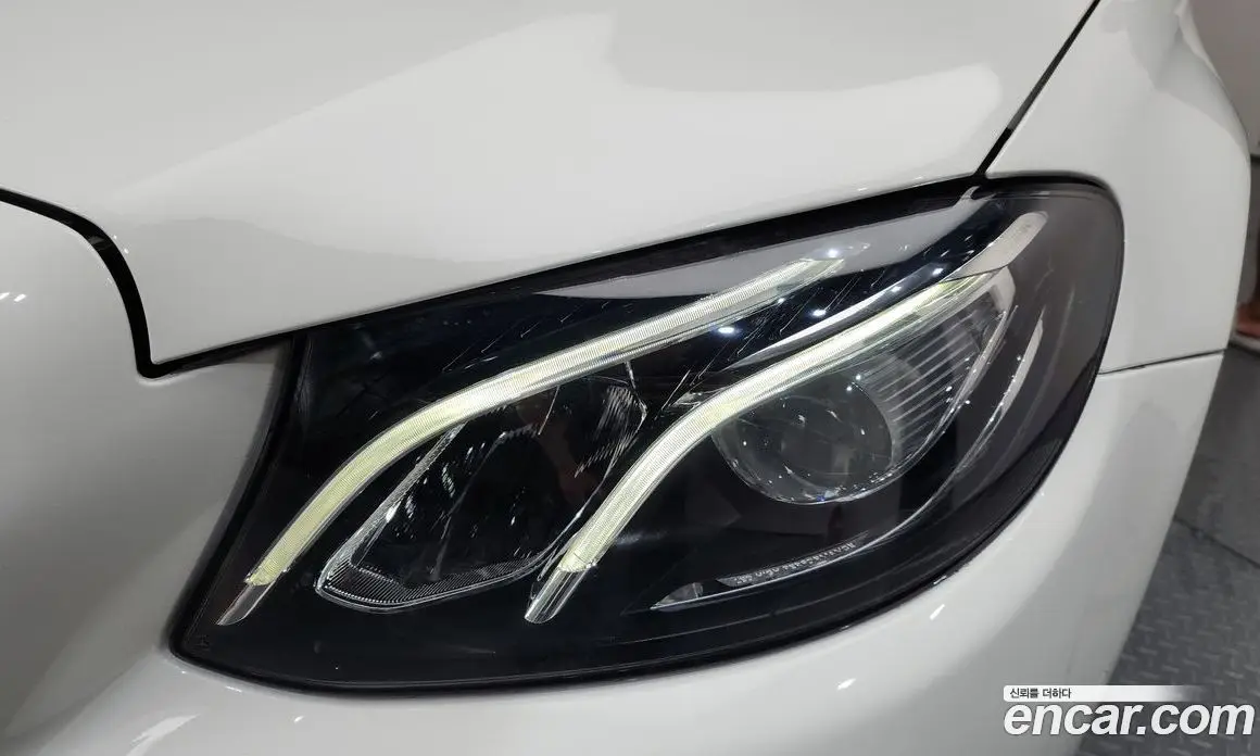 Mercedes-Benz E-Class 2019 2.0 автомат (гидро), фото 8 Mercedes-Benz E-Class 2019 2.0 автомат (гидро), фото 8