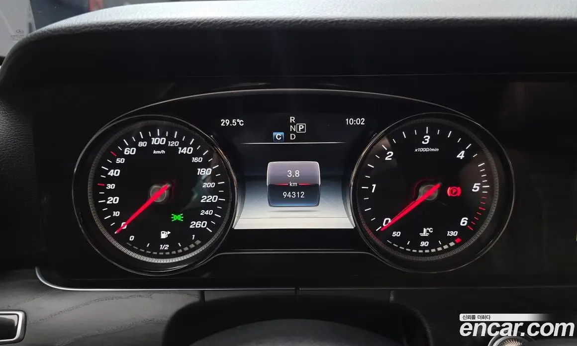 Mercedes-Benz E-Class 2019 1.9 автомат (гидро), фото 11 Mercedes-Benz E-Class 2019 1.9 автомат (гидро), фото 11