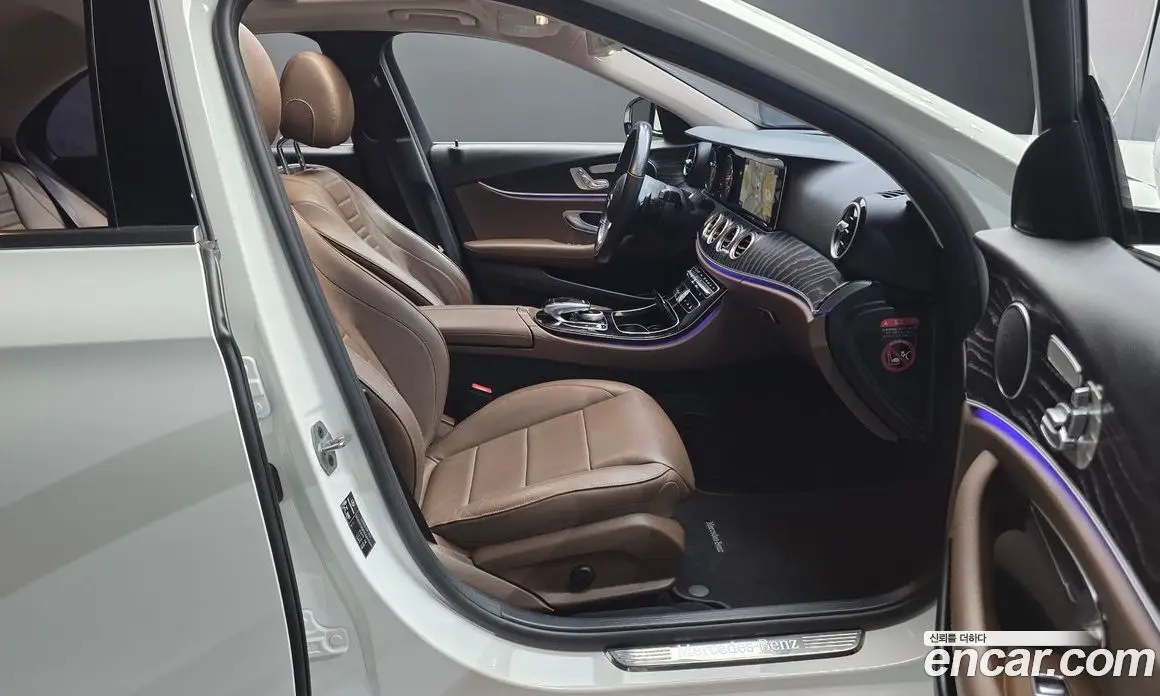 Mercedes-Benz E-Class 2019 1.9 автомат (гидро), фото 16 Mercedes-Benz E-Class 2019 1.9 автомат (гидро), фото 16