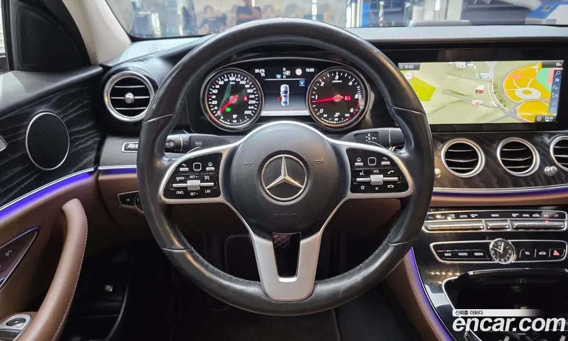 Mercedes-Benz E-Class 2019 1.9 автомат (гидро), фото 18 Mercedes-Benz E-Class 2019 1.9 автомат (гидро), фото 18