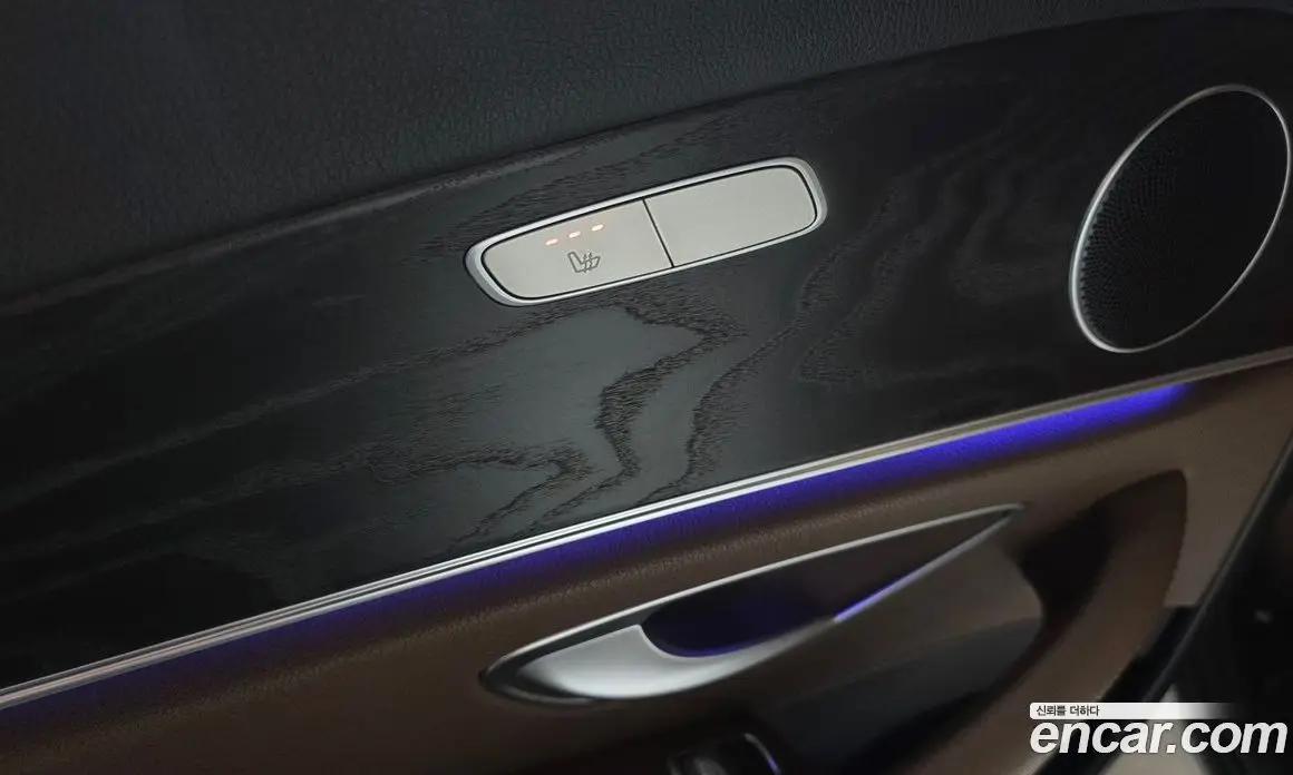 Mercedes-Benz E-Class 2019 1.9 автомат (гидро), фото 25 Mercedes-Benz E-Class 2019 1.9 автомат (гидро), фото 25