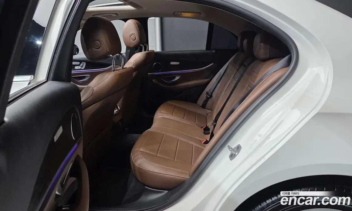 Mercedes-Benz E-Class 2019 1.9 автомат (гидро), фото 30 Mercedes-Benz E-Class 2019 1.9 автомат (гидро), фото 30