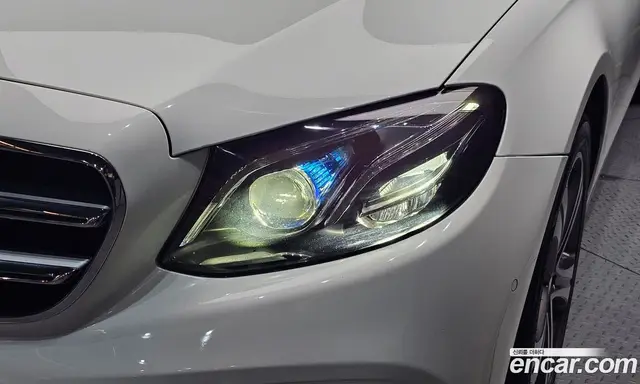 Mercedes-Benz E-Class 2019 1.9 автомат (гидро), миниатюра 8 Mercedes-Benz E-Class 2019 1.9 автомат (гидро), миниатюра 8