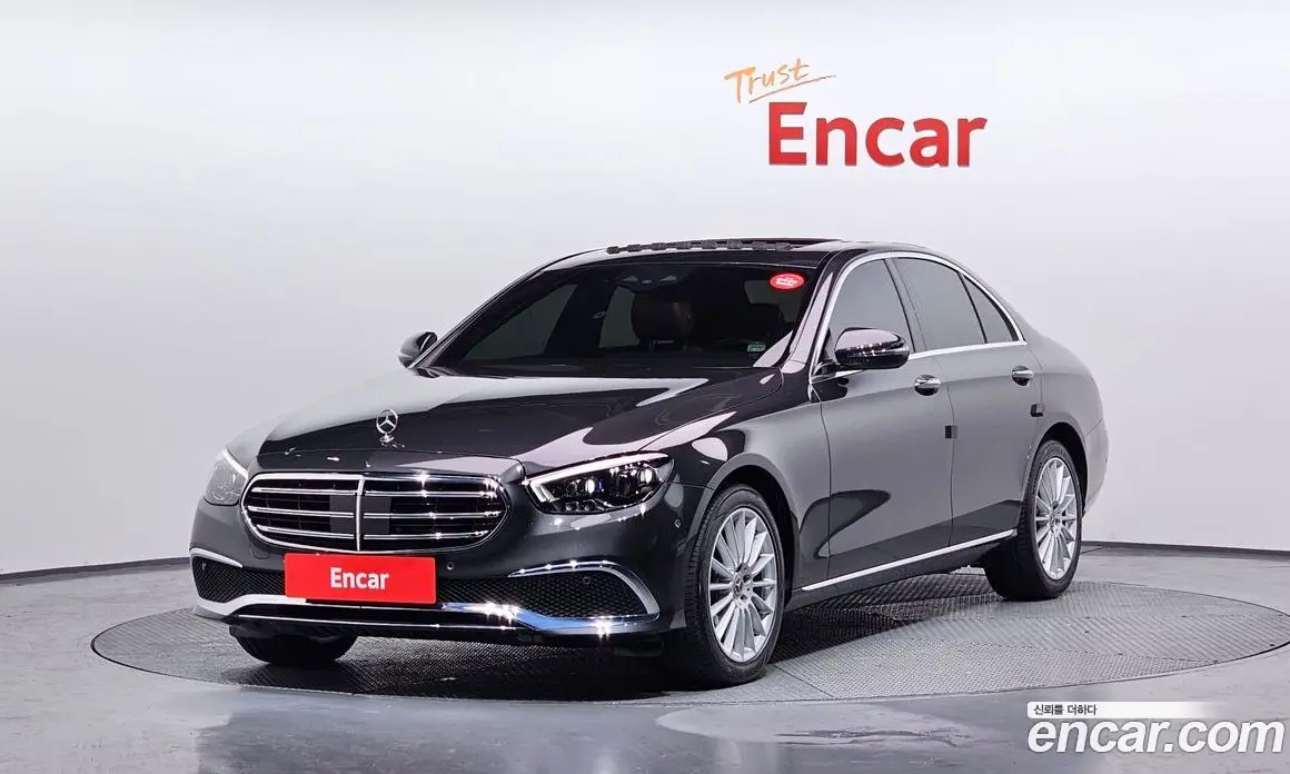 Mercedes-Benz E-Class 2020 2.0 автомат (гидро), фото 1 Mercedes-Benz E-Class 2020 2.0 автомат (гидро), фото 1