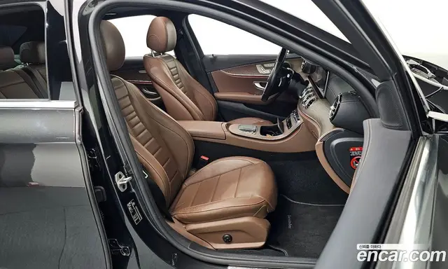 Mercedes-Benz E-Class 2020 2.0 автомат (гидро), миниатюра 10 Mercedes-Benz E-Class 2020 2.0 автомат (гидро), миниатюра 10