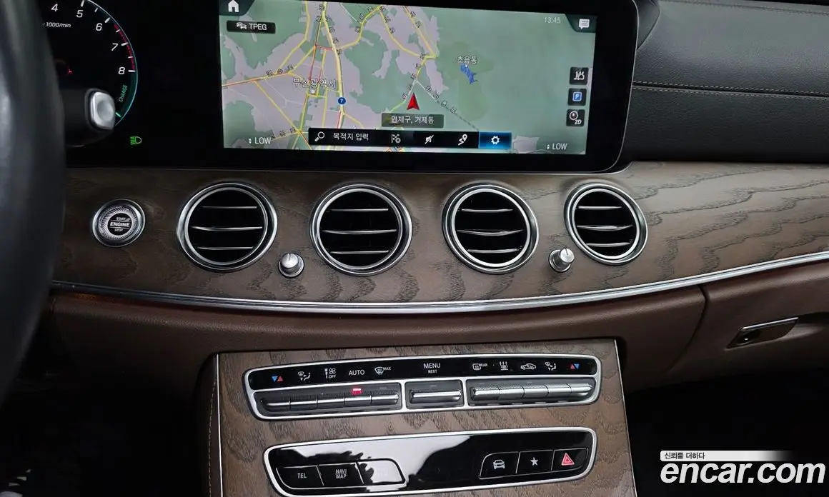 Mercedes-Benz E-Class 2021 2.0 автомат (гидро), фото 14 Mercedes-Benz E-Class 2021 2.0 автомат (гидро), фото 14