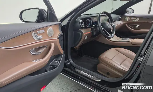 Mercedes-Benz E-Class 2021 2.0 автомат (гидро), миниатюра 10 Mercedes-Benz E-Class 2021 2.0 автомат (гидро), миниатюра 10