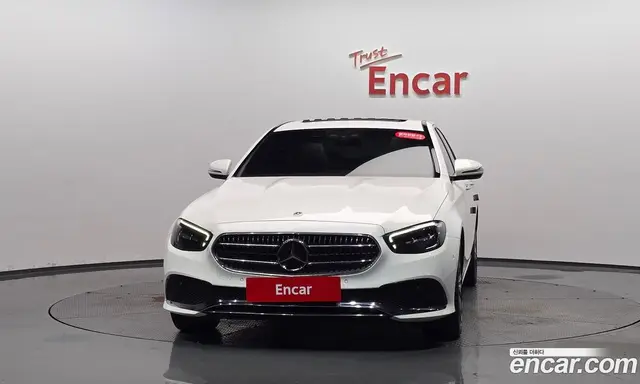 Mercedes-Benz E-Class 2021 2.0 автомат (гидро), миниатюра 2 Mercedes-Benz E-Class 2021 2.0 автомат (гидро), миниатюра 2