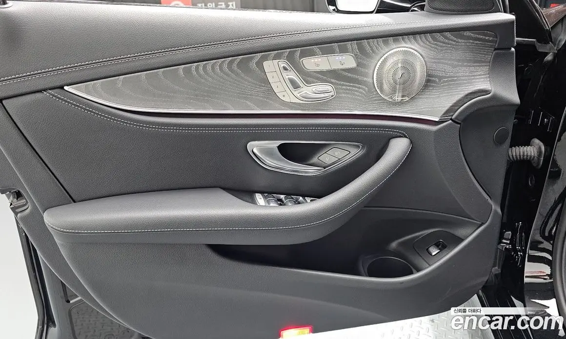 Mercedes-Benz E-Class 2022 2.0 автомат (гидро), фото 14