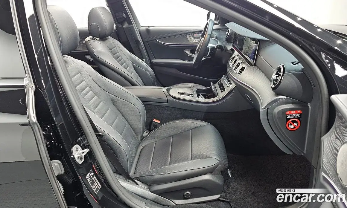 Mercedes-Benz E-Class 2022 2.0 автомат (гидро), фото 16