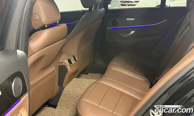 Mercedes-Benz E-Class 2023 2.0 автомат (гидро), миниатюра 7 Mercedes-Benz E-Class 2023 2.0 автомат (гидро), миниатюра 7