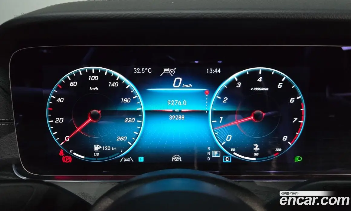 Mercedes-Benz E-Class 2023 2.0 автомат (гидро), фото 10 Mercedes-Benz E-Class 2023 2.0 автомат (гидро), фото 10
