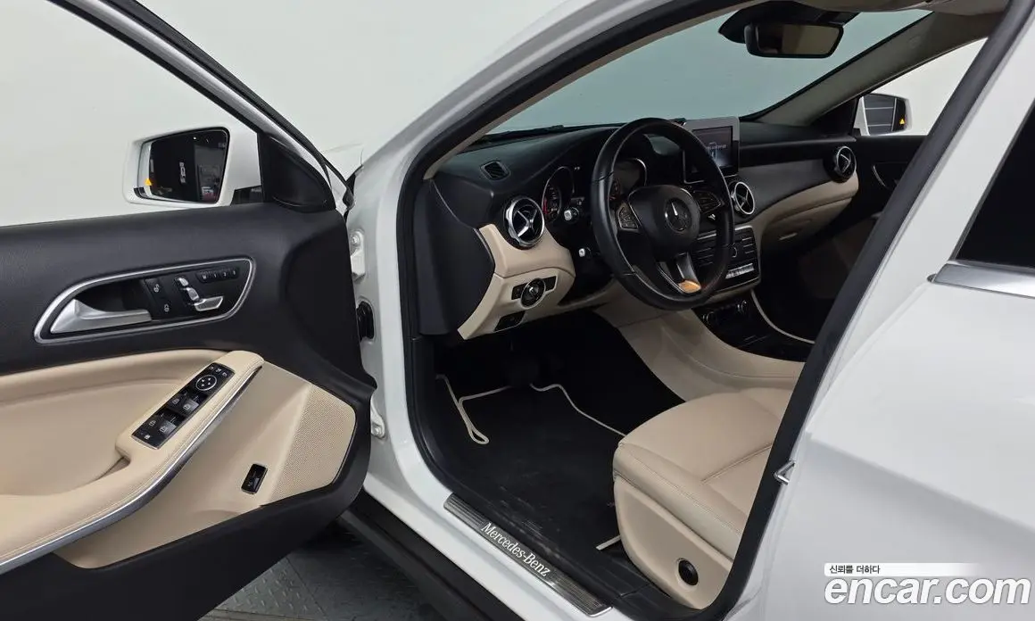 Mercedes-Benz GLA-Class 2019 2.0 автомат (гидро), фото 13 Mercedes-Benz GLA-Class 2019 2.0 автомат (гидро), фото 13