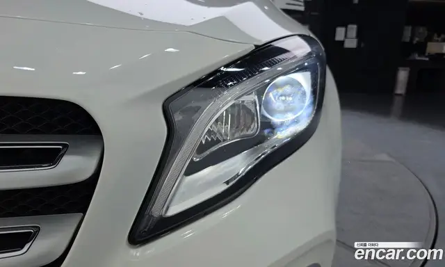 Mercedes-Benz GLA-Class 2019 2.0 автомат (гидро), миниатюра 8 Mercedes-Benz GLA-Class 2019 2.0 автомат (гидро), миниатюра 8