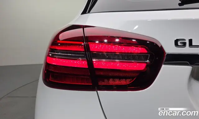 Mercedes-Benz GLA-Class 2019 2.0 автомат (гидро), миниатюра 9 Mercedes-Benz GLA-Class 2019 2.0 автомат (гидро), миниатюра 9