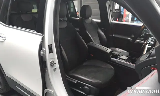 Mercedes-Benz GLB-Class 2022 2.0 автомат (гидро), миниатюра 10 Mercedes-Benz GLB-Class 2022 2.0 автомат (гидро), миниатюра 10