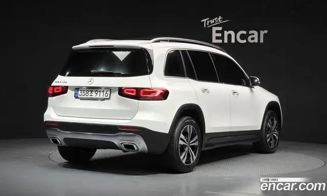 Mercedes-Benz GLB-Class 2022 1.9 автомат (гидро), миниатюра 2