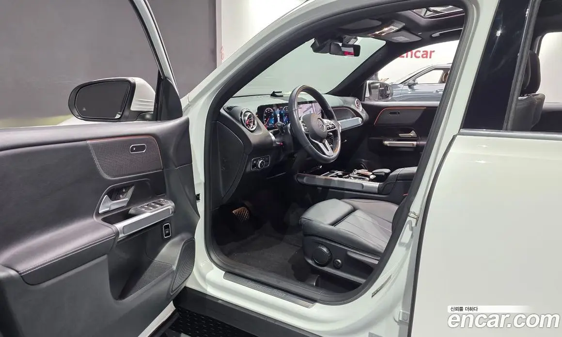 Mercedes-Benz GLB-Class 2022 1.9 автомат (гидро), фото 13