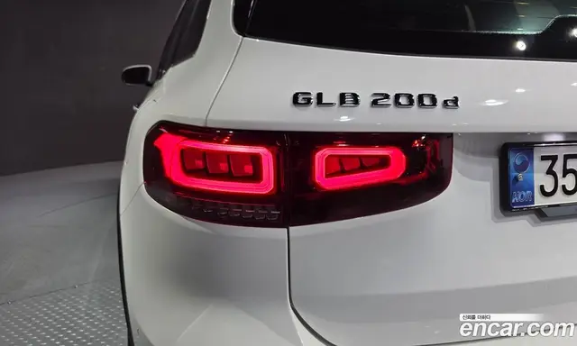 Mercedes-Benz GLB-Class 2022 1.9 автомат (гидро), миниатюра 9